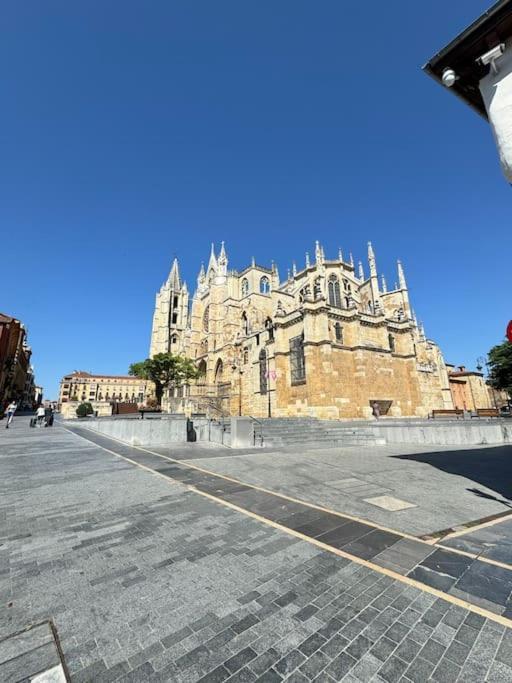 Alojamiento En Leon A 3' De La Catedral - Vut-Le1157 Bagian luar foto